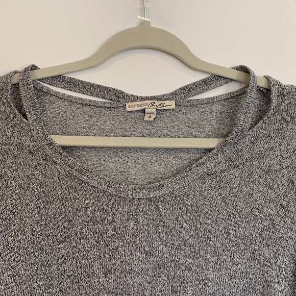Women’s Express Light Long Grey Sleeve Shirt - Size Small - Picture 3 of 6